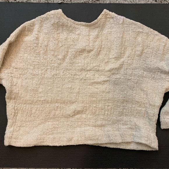 Jamie + the Jones Mid weight T sweater - Picture 3 of 4